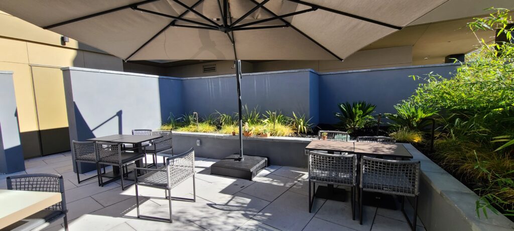Review: Hotel Citrine, Palo Alto, a Tribute Portfolio 19 Hotel Citrine Wild Onion Bistro & Bar Outside