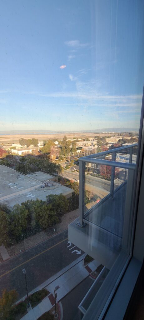 Hotel Nia Dirty Window
