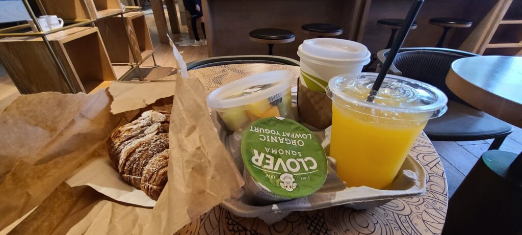 Hotel Nia Elite Breakfast