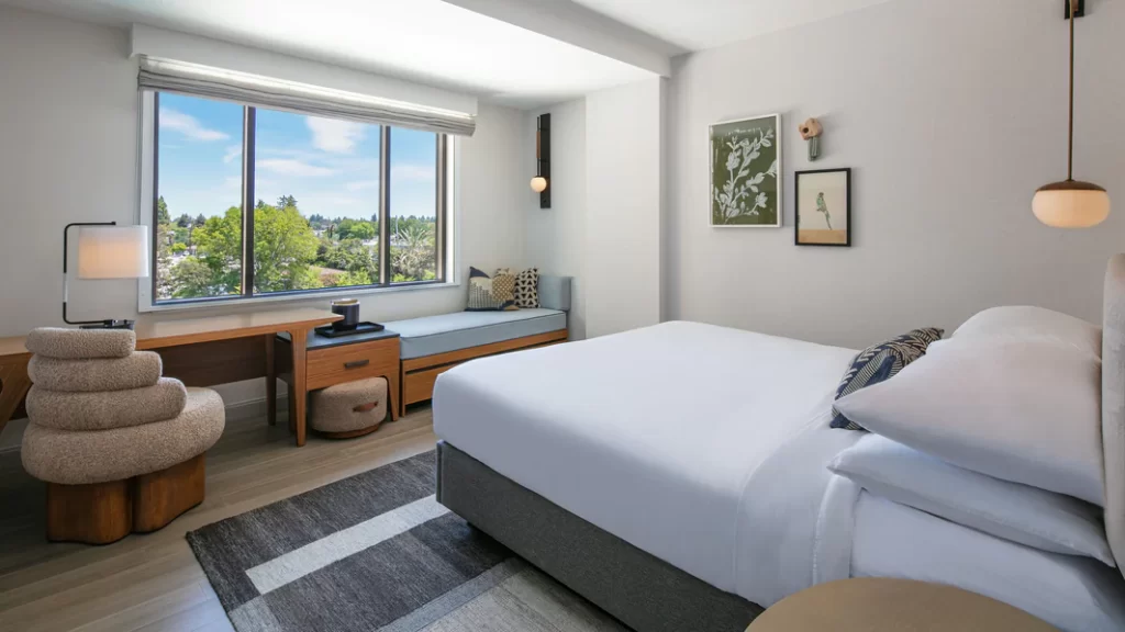 Review: Hotel Citrine, Palo Alto, a Tribute Portfolio 8 Hotel Citrine Guest Room