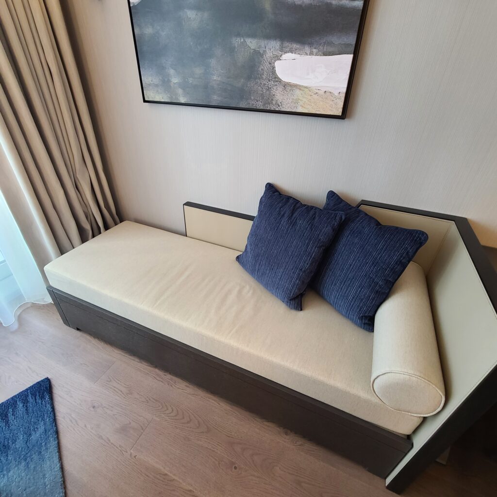 JW Marriott Istanbul Marmara Sea Deluxe Room Chaise