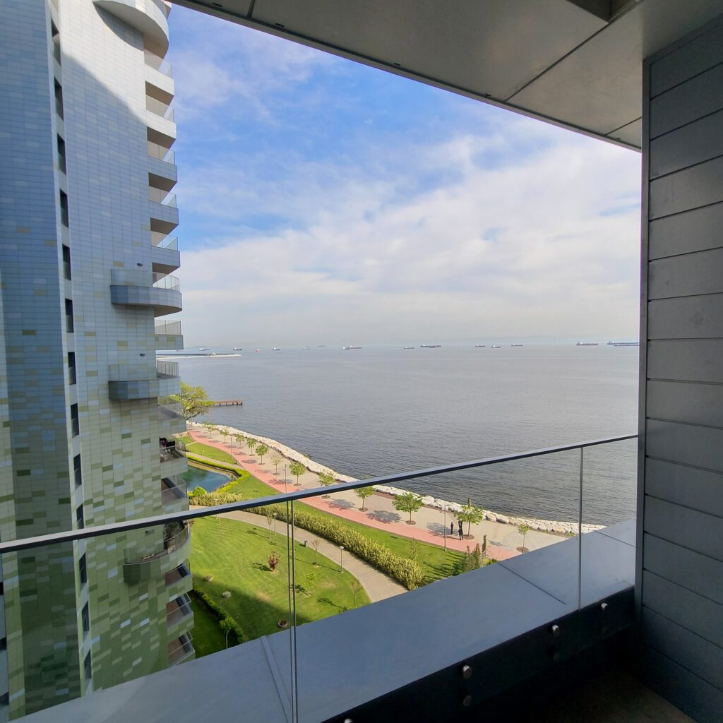 JW Marriott Istanbul Marmara Sea Deluxe Room Sea View