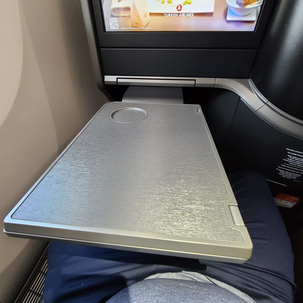 Review: Turkish Airlines Business Class Boeing 787-9 Dreamliner (IST-SFO) 13 Turkish Airlines Business Class 787 Main Table