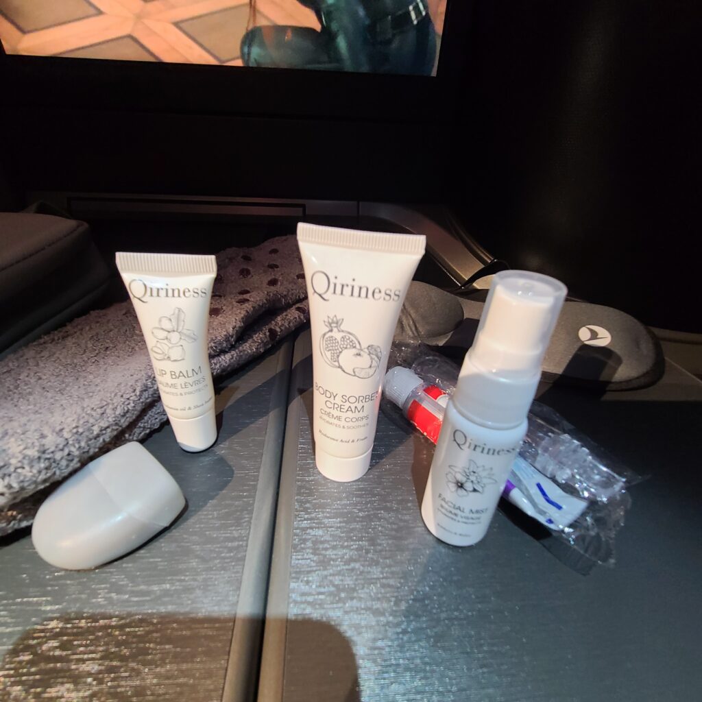 Review: Turkish Airlines Business Class Boeing 787-9 Dreamliner (IST-SFO) 16 Turkish Airlines Business Class Amenities