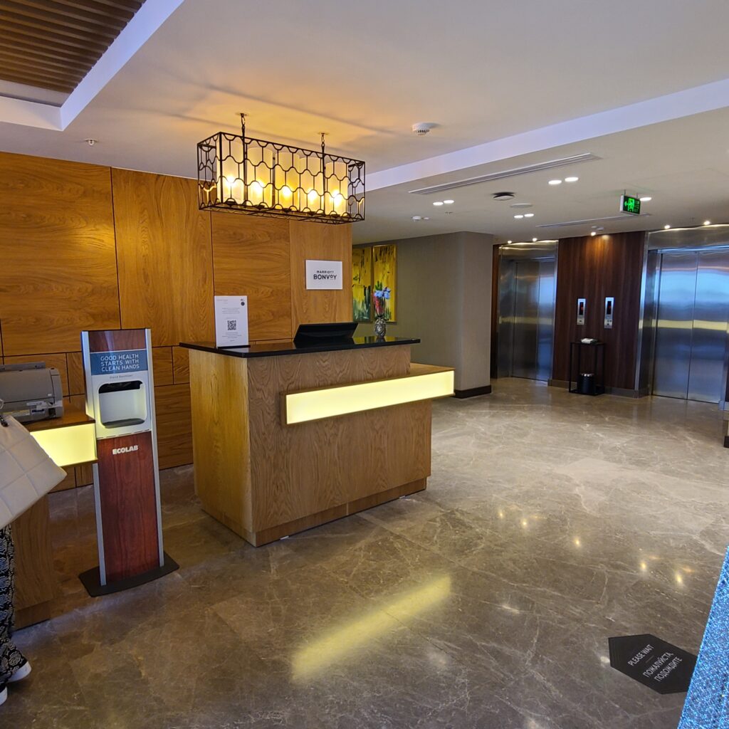 Courtyard by Marriott Tashkent Front Desk