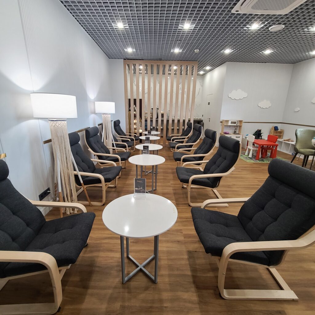 Review: Sapar Lounge Domestic Terminal, Nursultan Nazarbayev International Airport (NQZ) 3 Sapar Lounge Domestic Terminal, NQZ Lounge Chairs