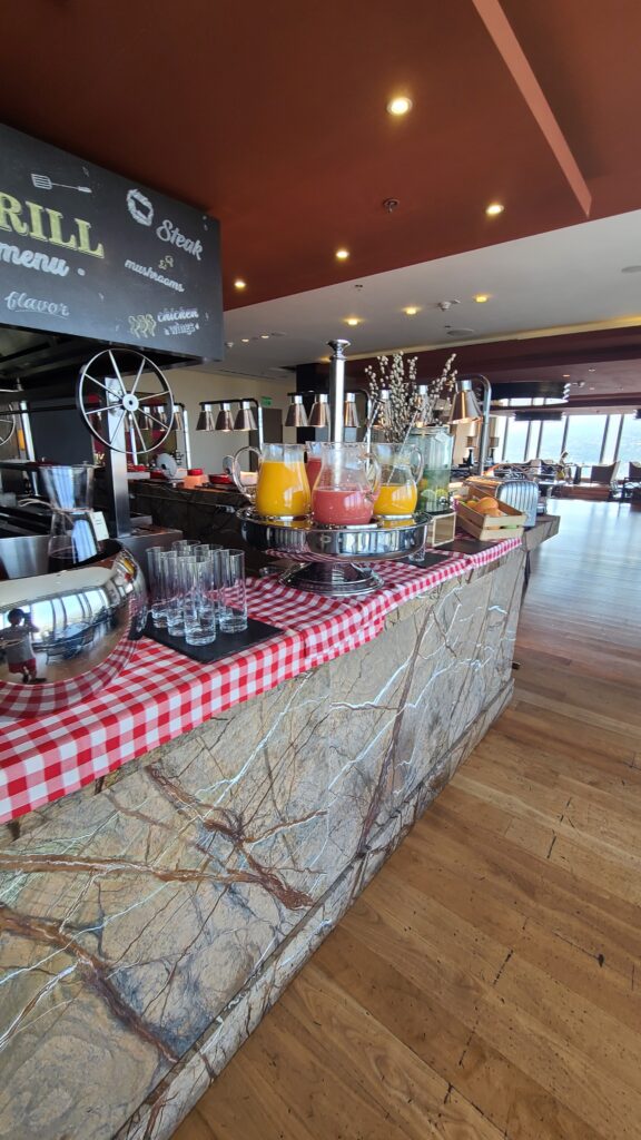 The Ritz-Carlton, Almaty Vista Restaurant Breakfast