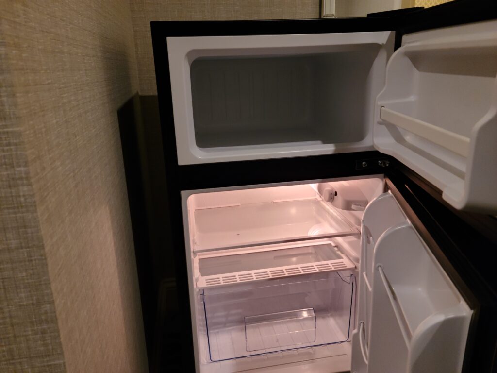 Review: The Ritz-Carlton, San Francisco 17 The Ritz-Carlton, San Francisco Nob Hill Suite Fridge