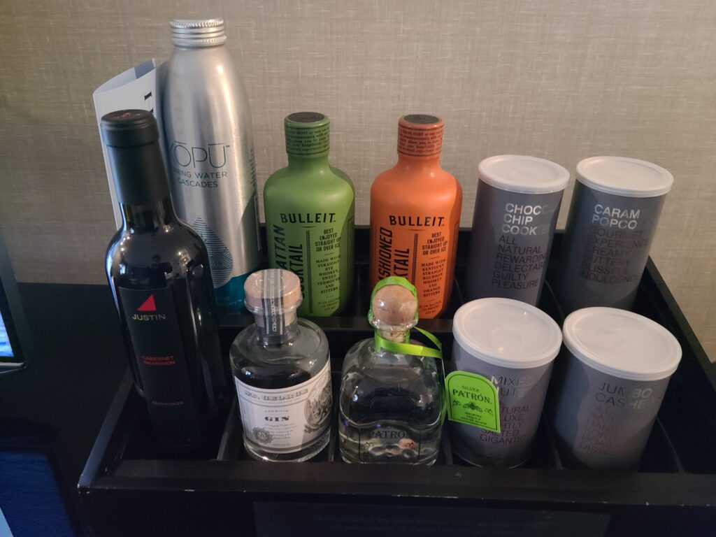 Review: The Ritz-Carlton, San Francisco 14 The Ritz-Carlton, San Francisco Room Snacks