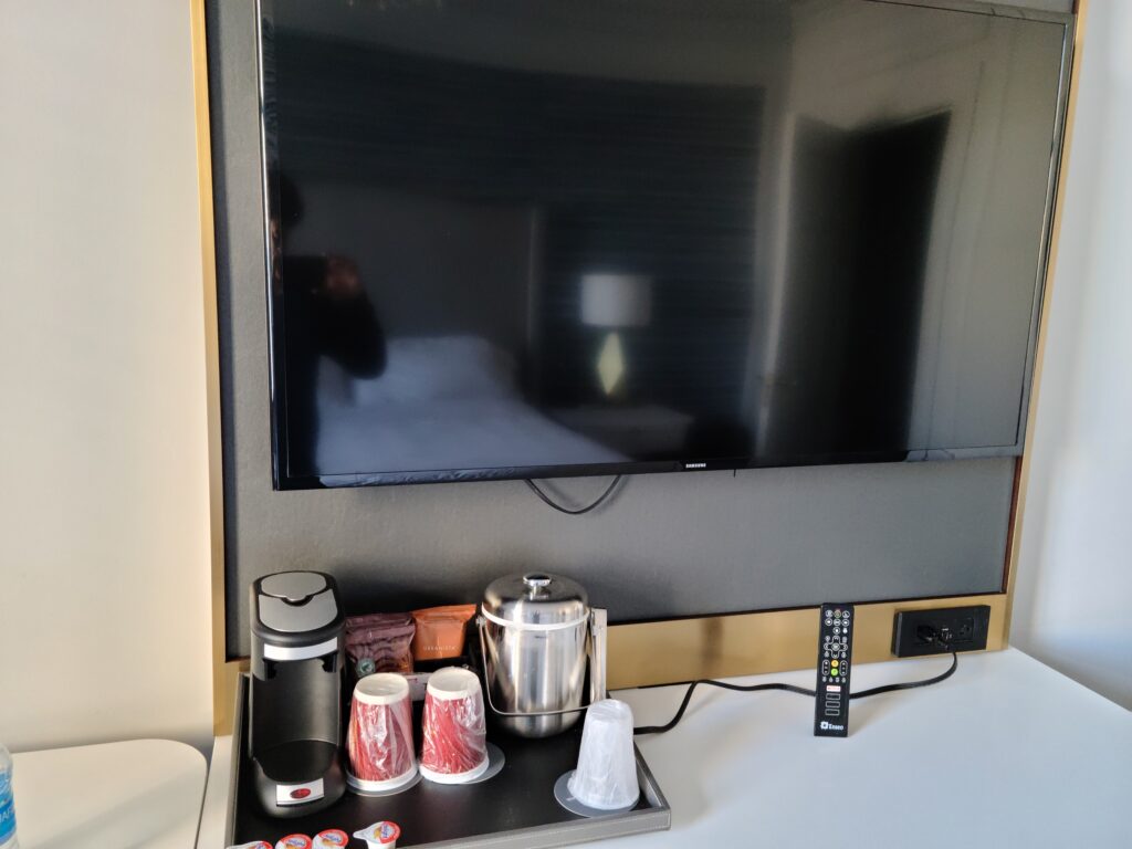 The Westin St. Francis San Francisco Grand Deluxe Room TV & Pantry