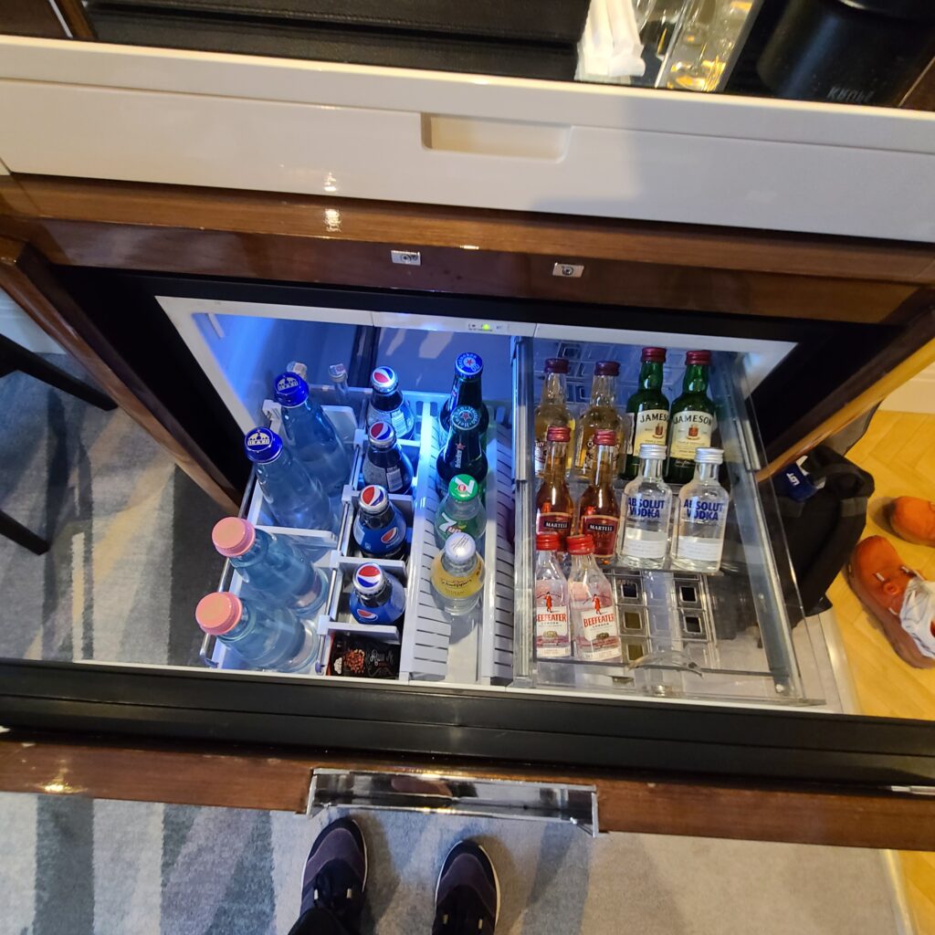 The Ritz-Carlton, Budapest Drinks Cooler