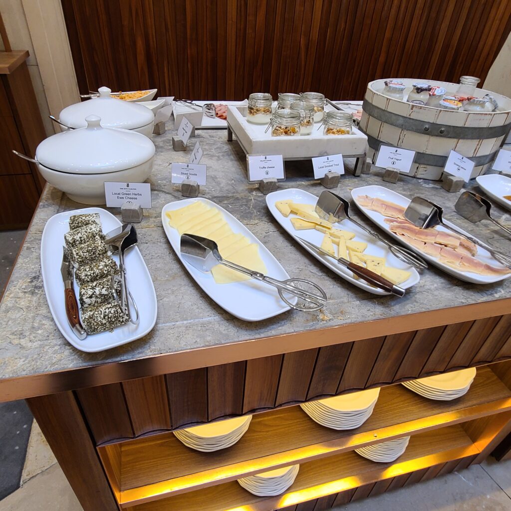 The Ritz-Carlton, Budapest Breakfast at Kupola Lounge