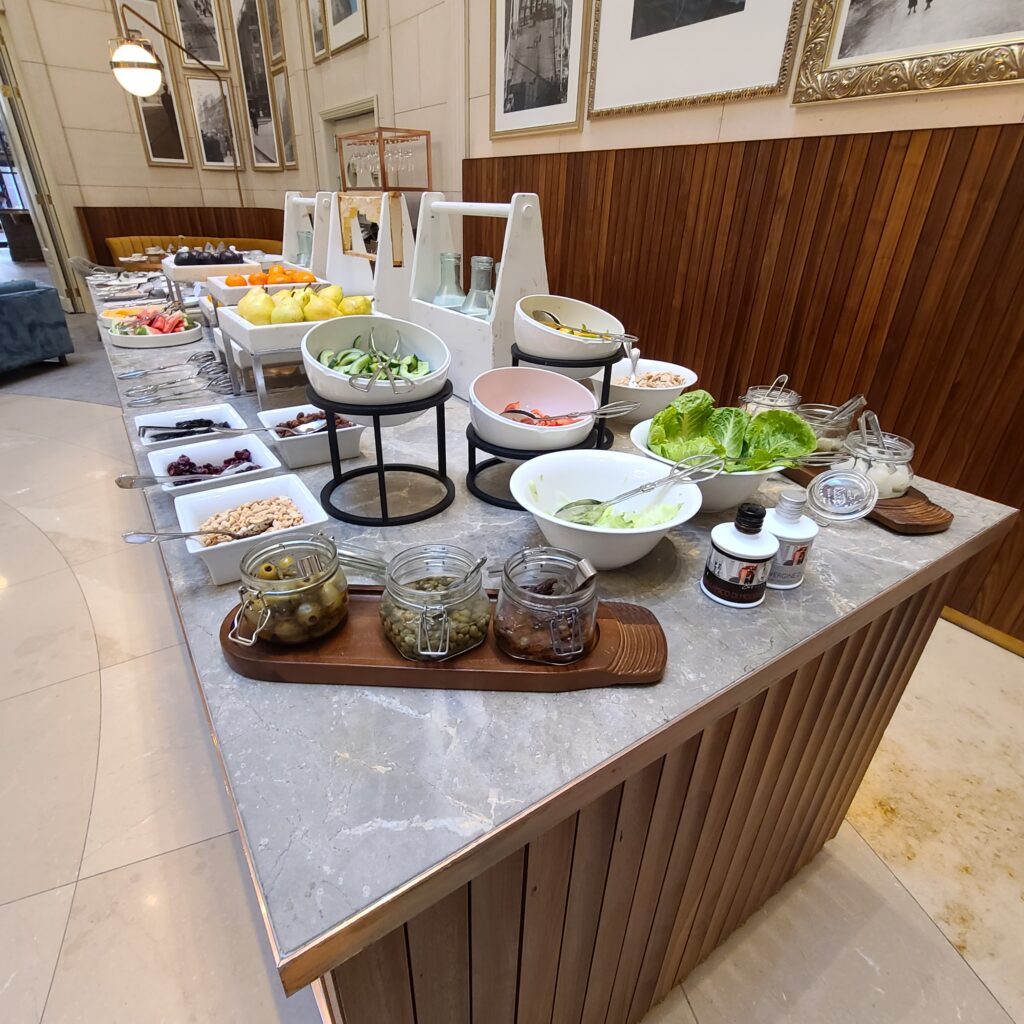 The Ritz-Carlton, Budapest Breakfast at Kupola Lounge