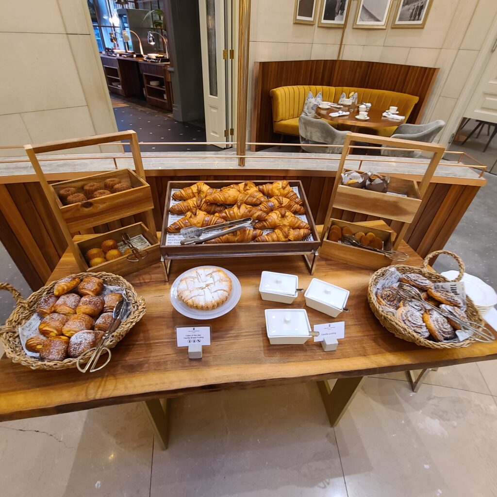 The Ritz-Carlton, Budapest Breakfast at Kupola Lounge