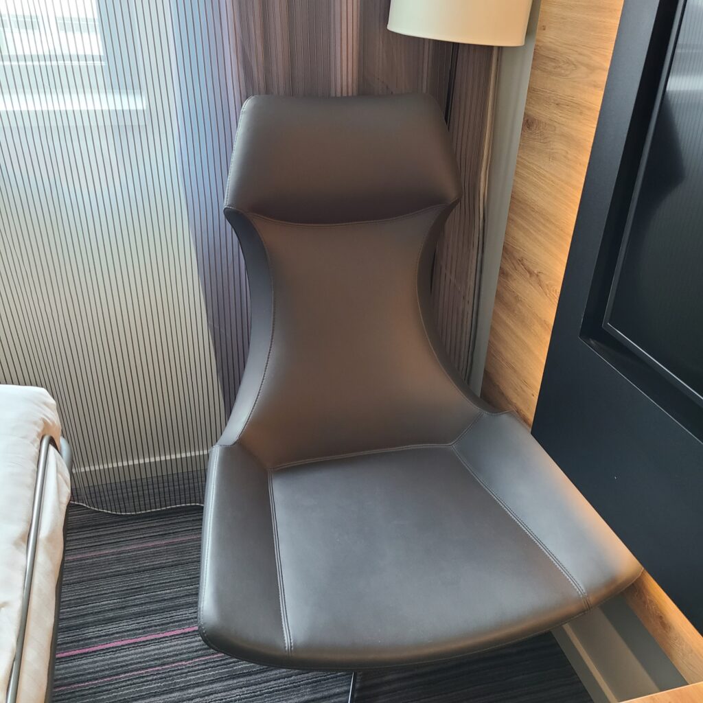 Moxy Paris CDG Moxyfied Family Sleeper Living Room Chair