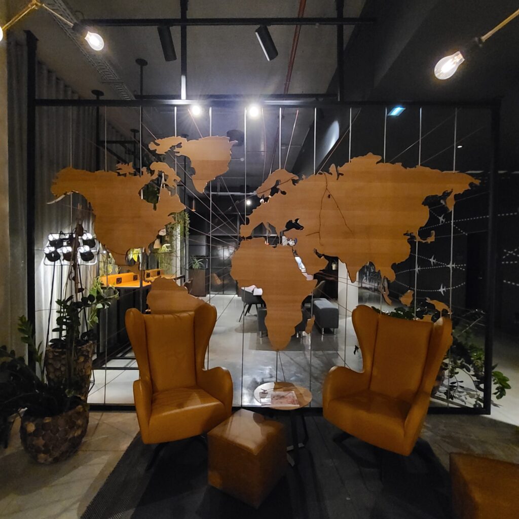 Moxy Paris CDG Lobby
