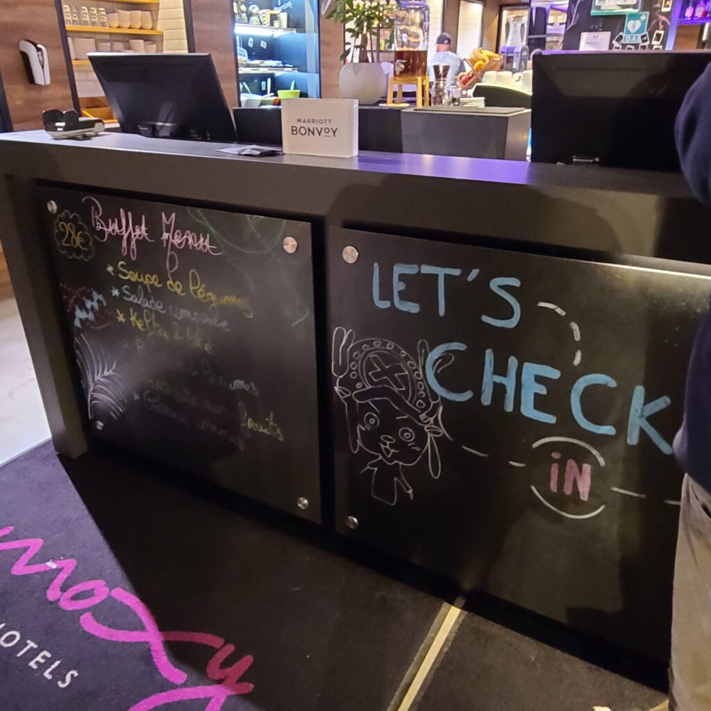Moxy Paris CDG Front Desk