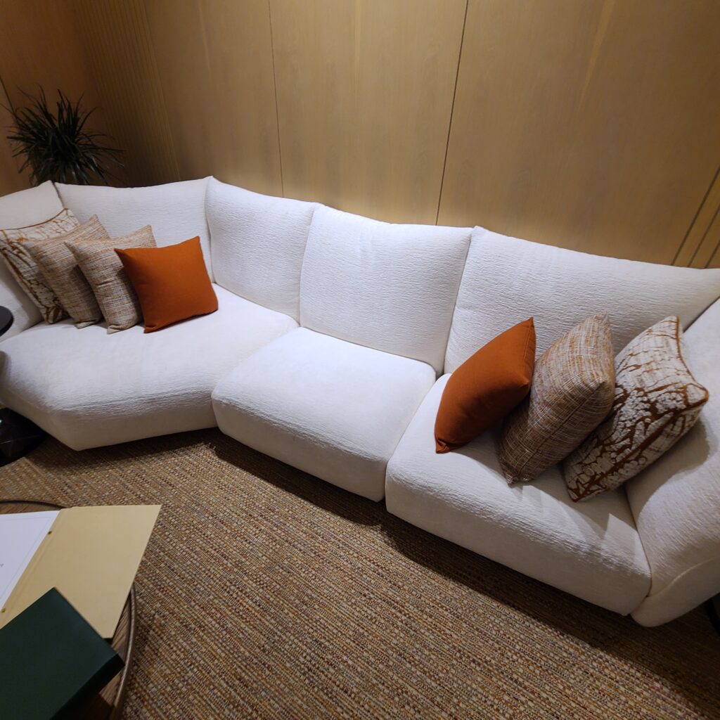 Katara Hills Doha, Hilton LXR Couch