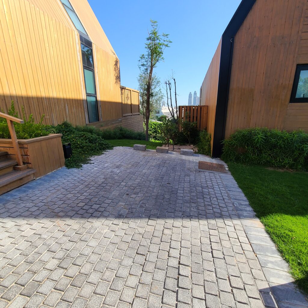 Katara Hills Doha, Hilton LXR Villa Parking Space