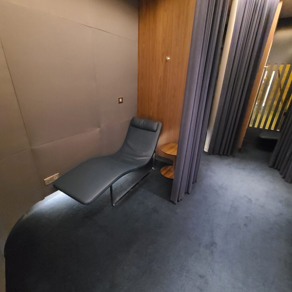 Air France Paris CDG Terminal 2F Napping Room