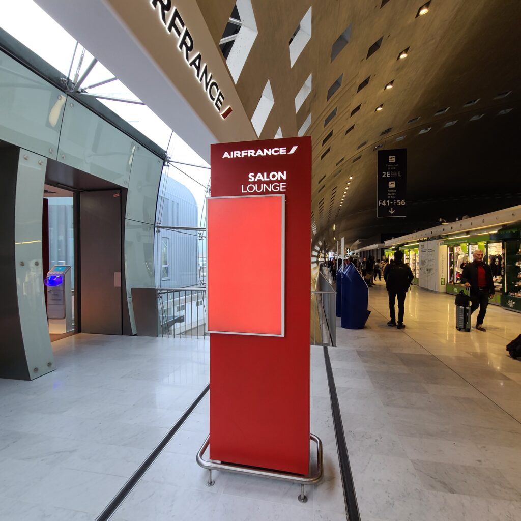 Air France Lounge Paris CDG Terminal 2F Sign