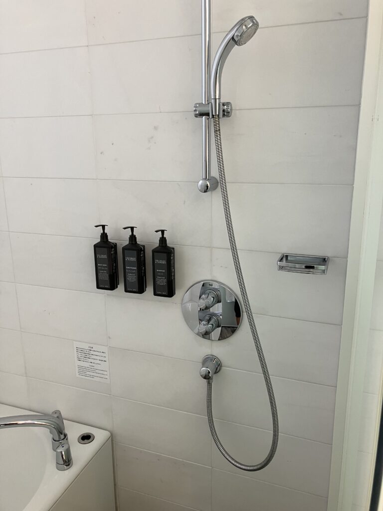 Sheraton Grand Hiroshima Shower
