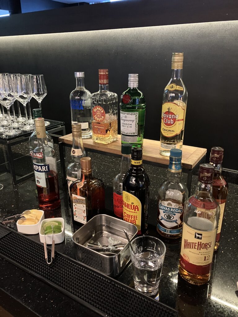 Conrad Osaka Executive Lounge Alcohol