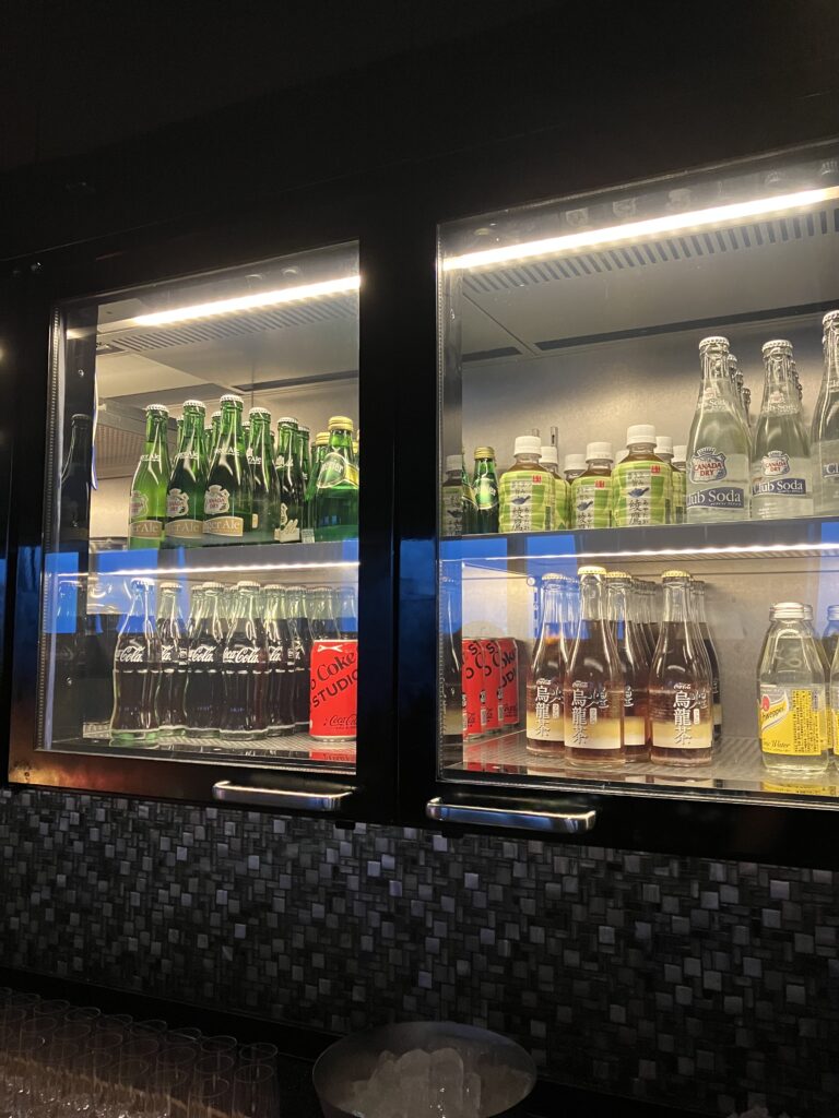 Conrad Osaka Executive Lounge Food & Beverages