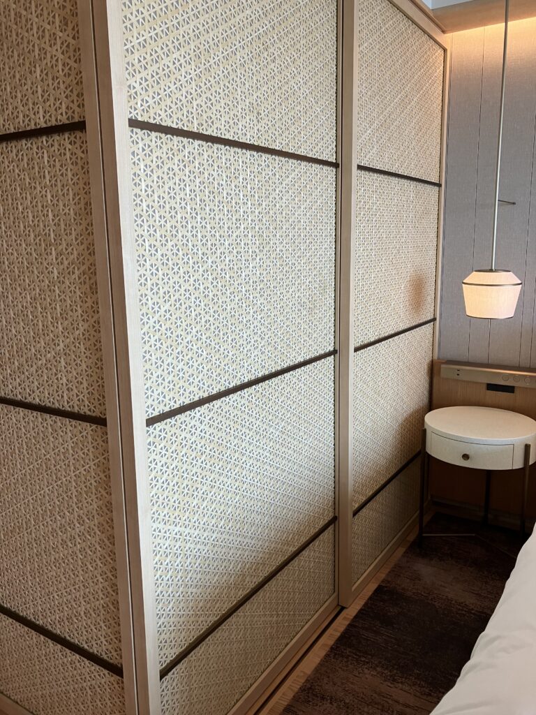 Ritz-Carlton Fukuoka Bathroom Cover