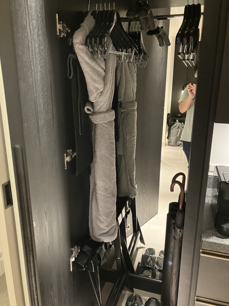 Kimpton Shinjuku Tokyo Premium Room Closet