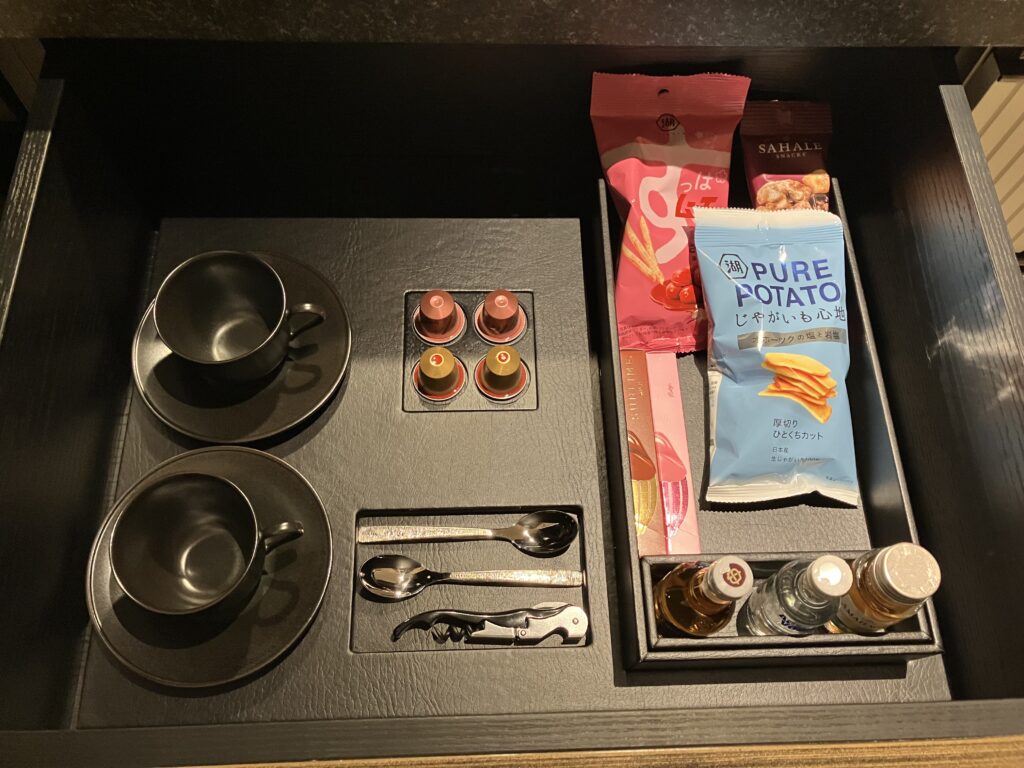 Kimpton Shinjuku Tokyo Premium Room Minibar