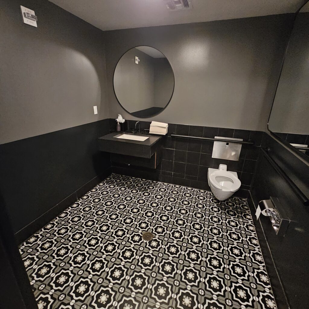 Kimpton Hotel Fontenot Gym Restroom