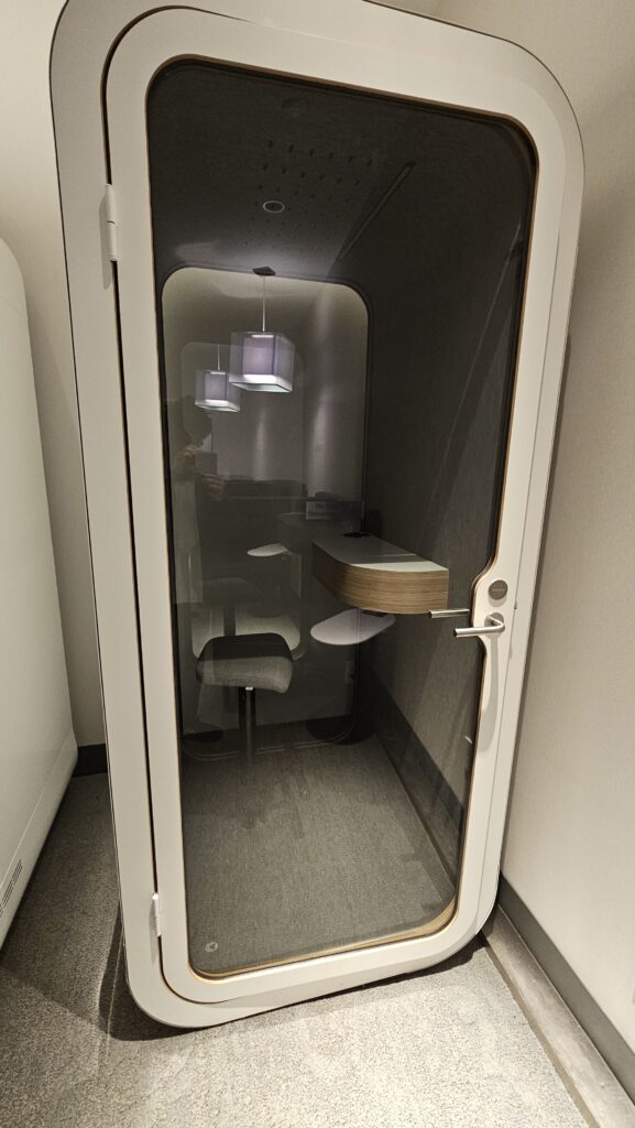Review: The Club MSY Lounge- Louis Armstrong New Orleans International Airport 16 The Club MSY Quiet Room Pod