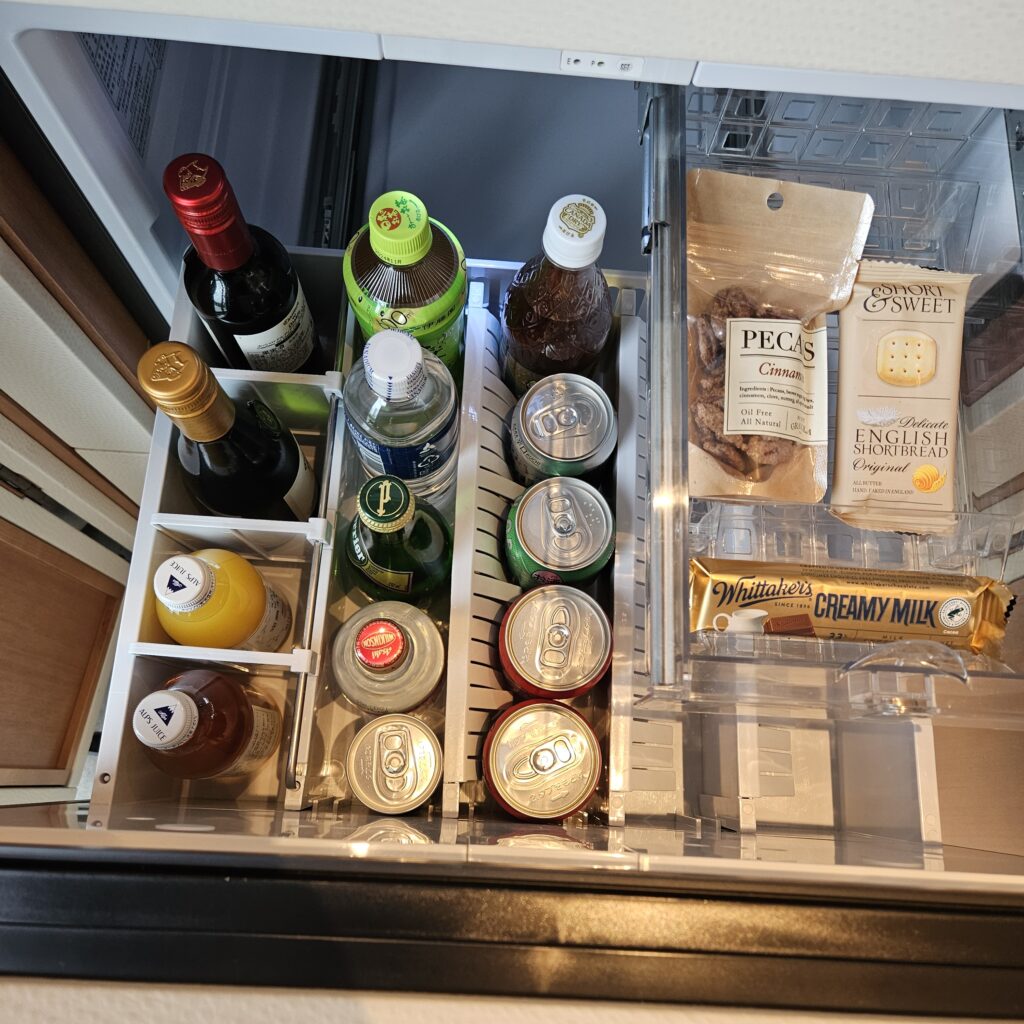 InterContinental Yokohama Pier 8 Minibar