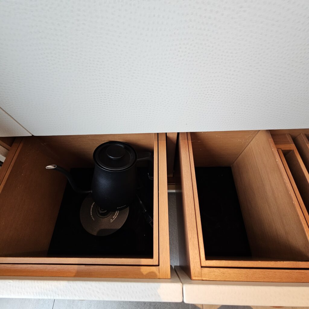 InterContinental Yokohama Pier 8 Kettle