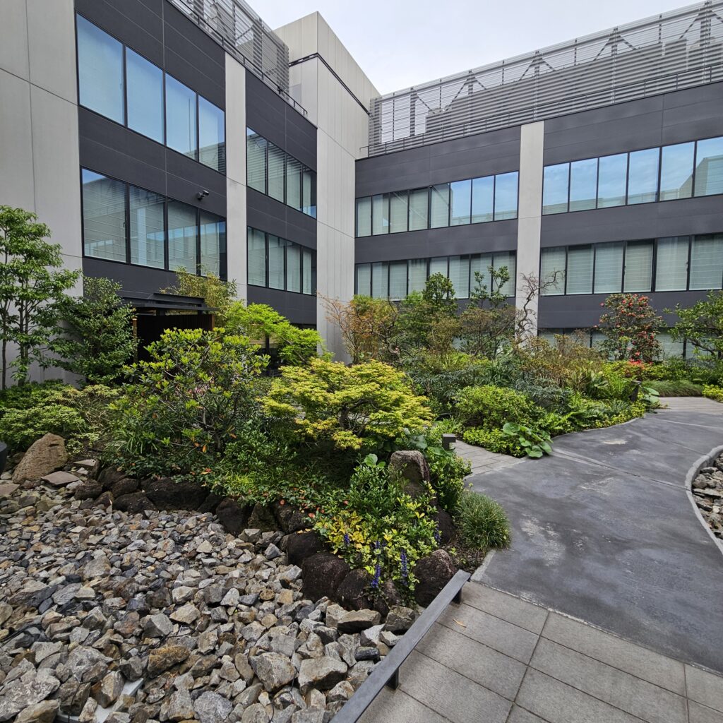 InterContinental Yokohama Pier 8 Japanese Garden