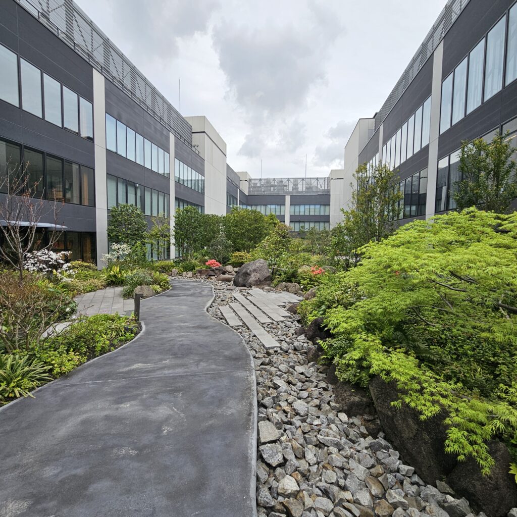 InterContinental Yokohama Pier 8 Japanese Garden