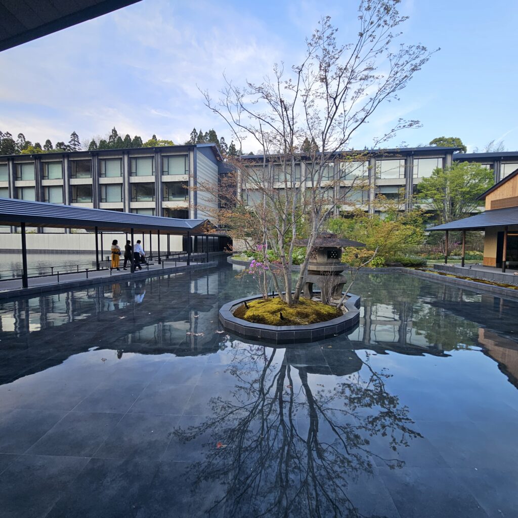 Roku Kyoto Water Basin