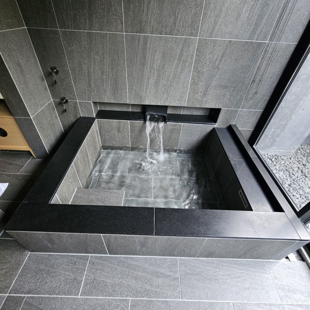 Roku Kyoto Private Onsen Tub