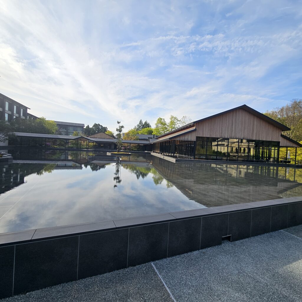Roku Kyoto Water Basin