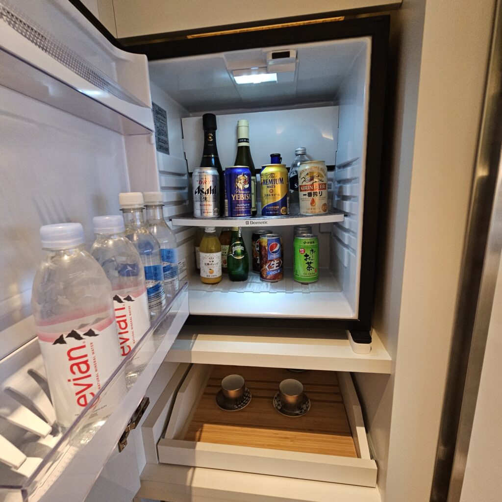 The Prince Gallery Tokyo Deluxe Room Minibar