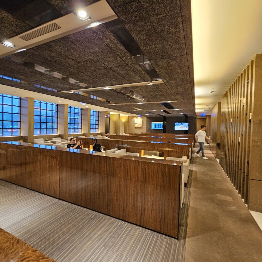 Review: Taipei Songshan Airport VIP Lounge (TSA) 3 Taipei Songshan VIP Lounge